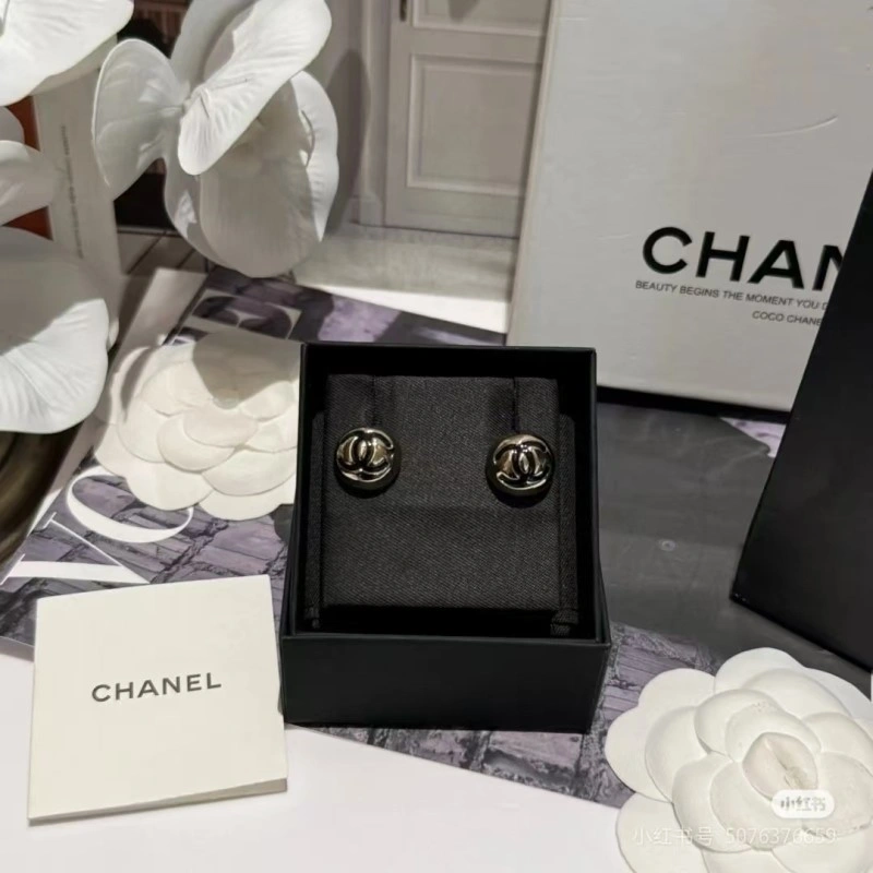 Stretchable Chanel Earrings 219811