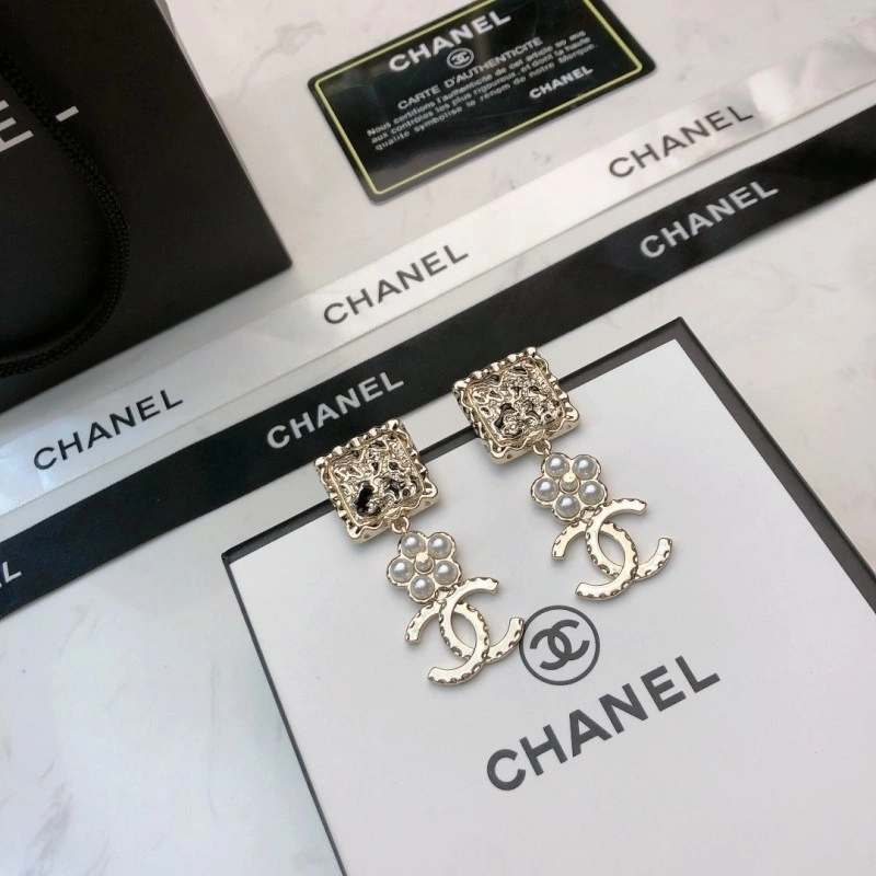 Chanel Earrings Attractive 219807