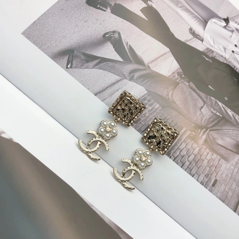 Chanel Earrings Attractive 219807