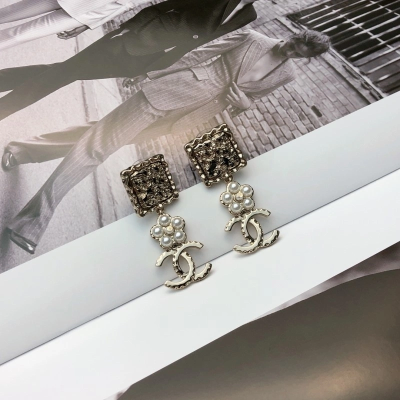 Chanel Earrings Attractive 219807