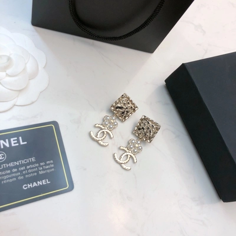 Chanel Earrings Attractive 219807