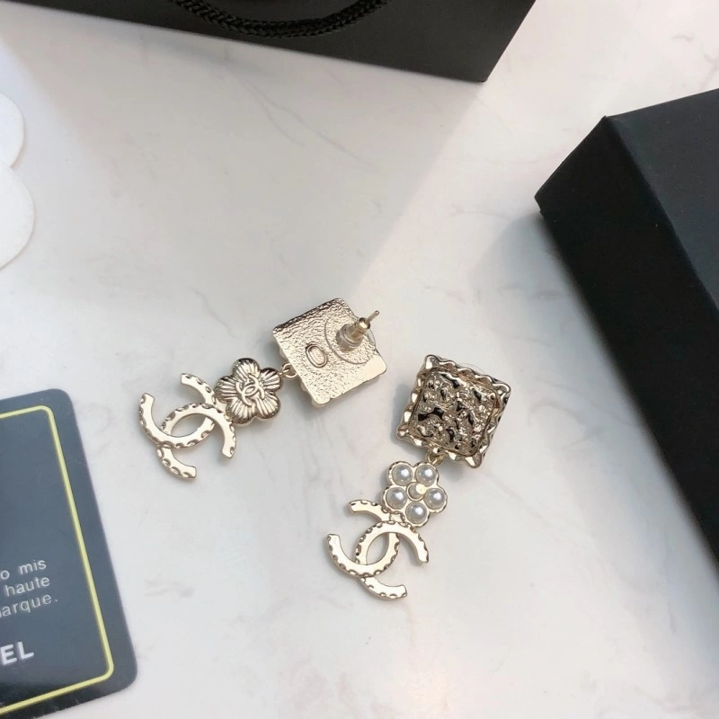 Chanel Earrings Attractive 219807