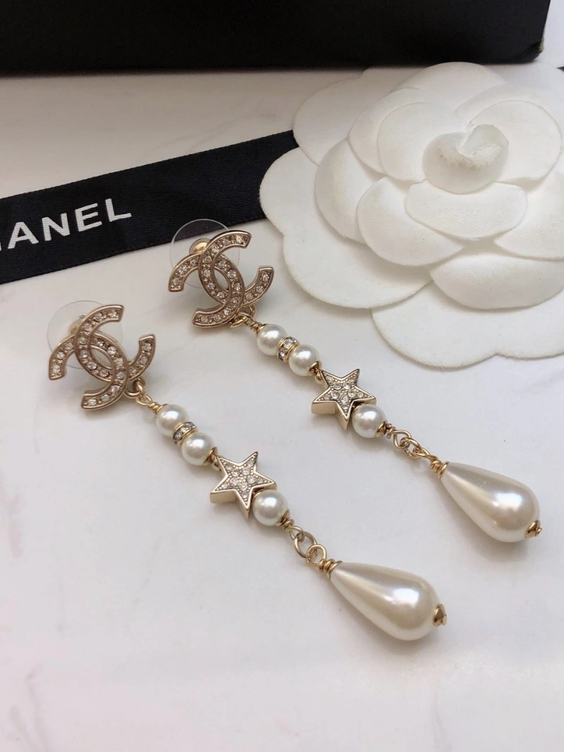 Compact Chanel Earrings 219799