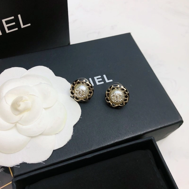 Sophisticated Chanel Earrings 219791