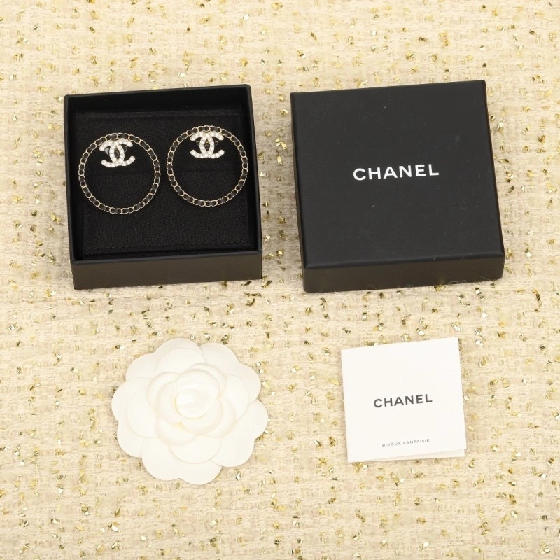 Refined Chanel Earrings 219788