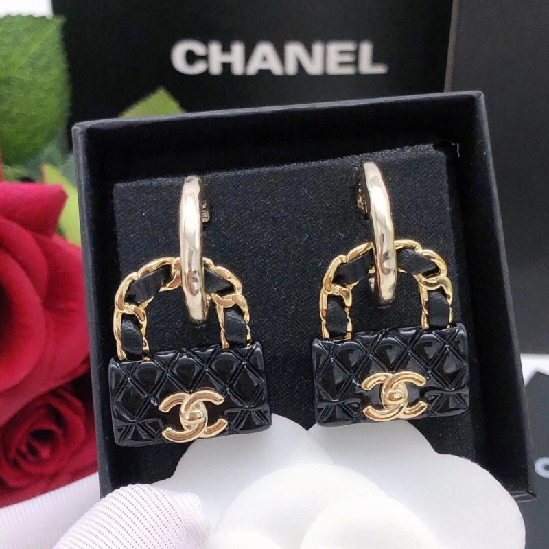 Chanel Earrings UrbanChic 219771