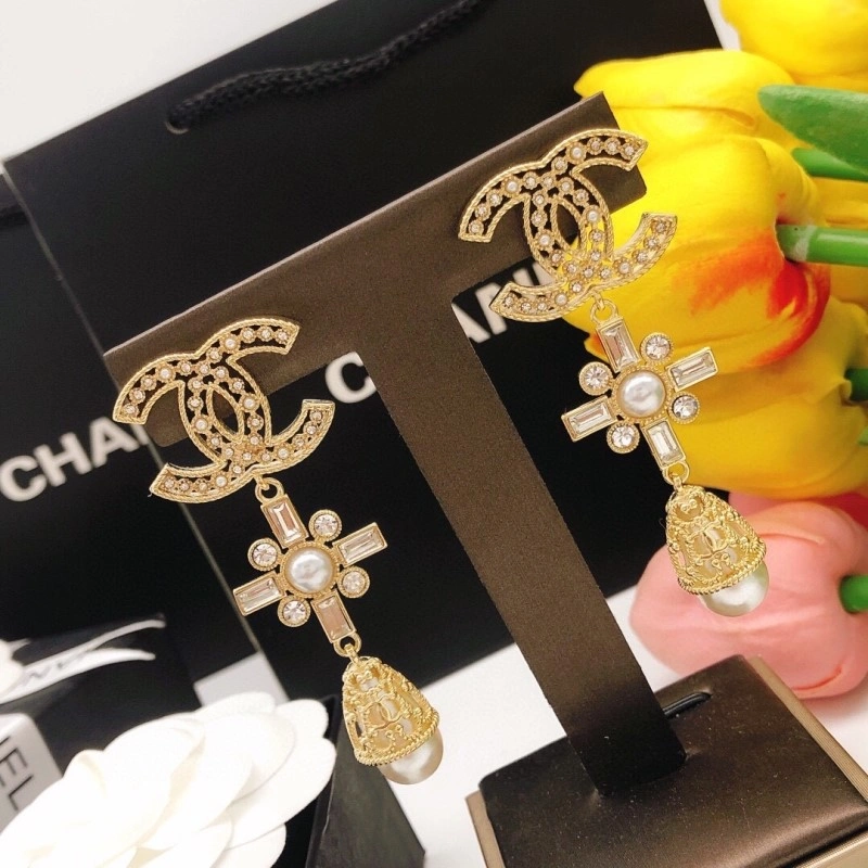 Neat Chanel Earrings 219767