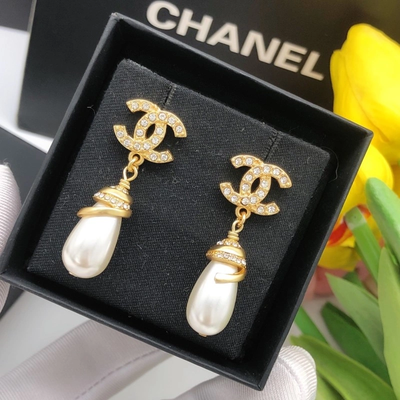 Chanel Earrings Resilient 219751