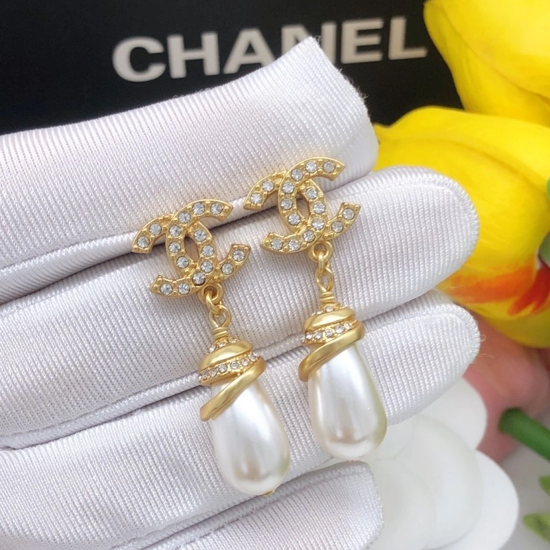 Chanel Earrings Resilient 219751