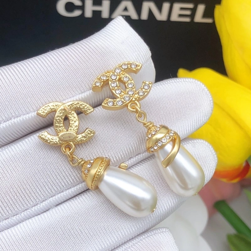 Chanel Earrings Resilient 219751