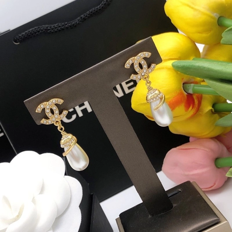 Chanel Earrings Resilient 219751