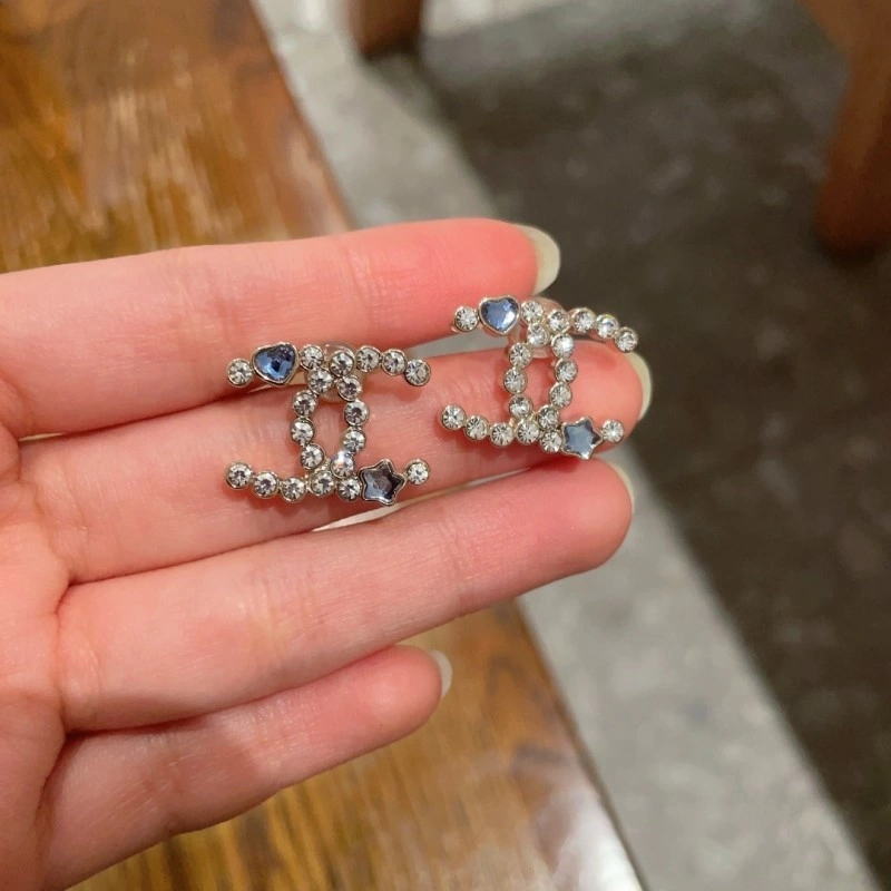 Chanel Earrings Compact 219747