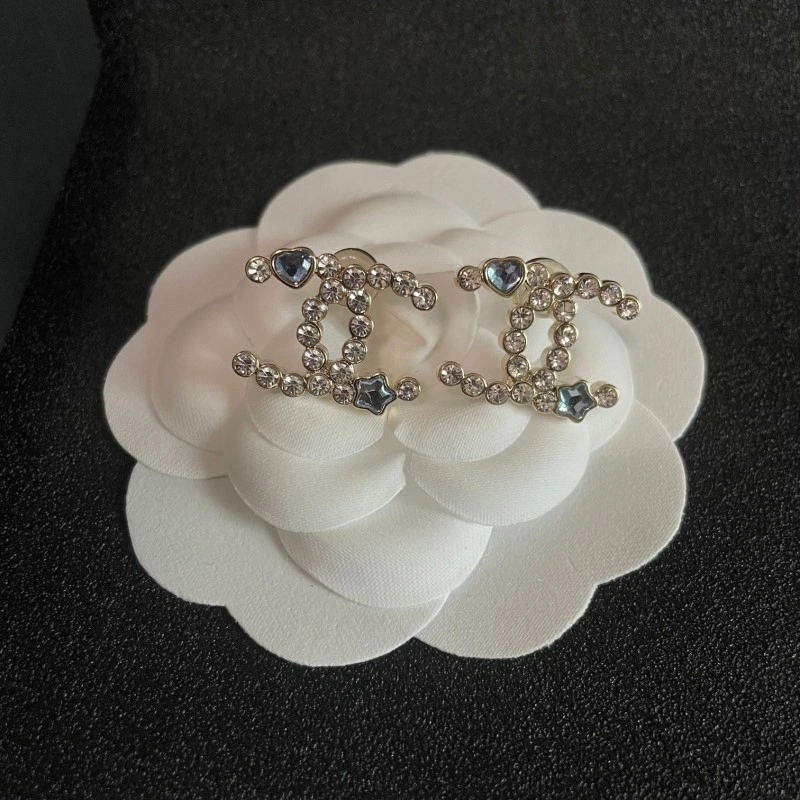 Chanel Earrings Compact 219747