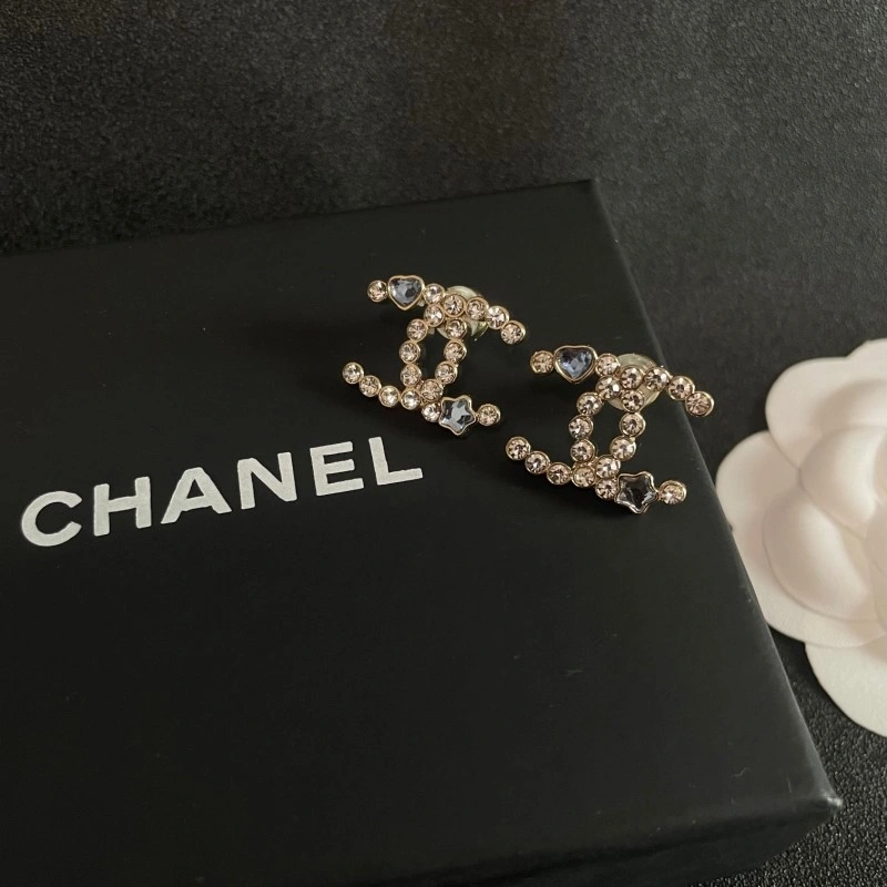 Chanel Earrings Compact 219747