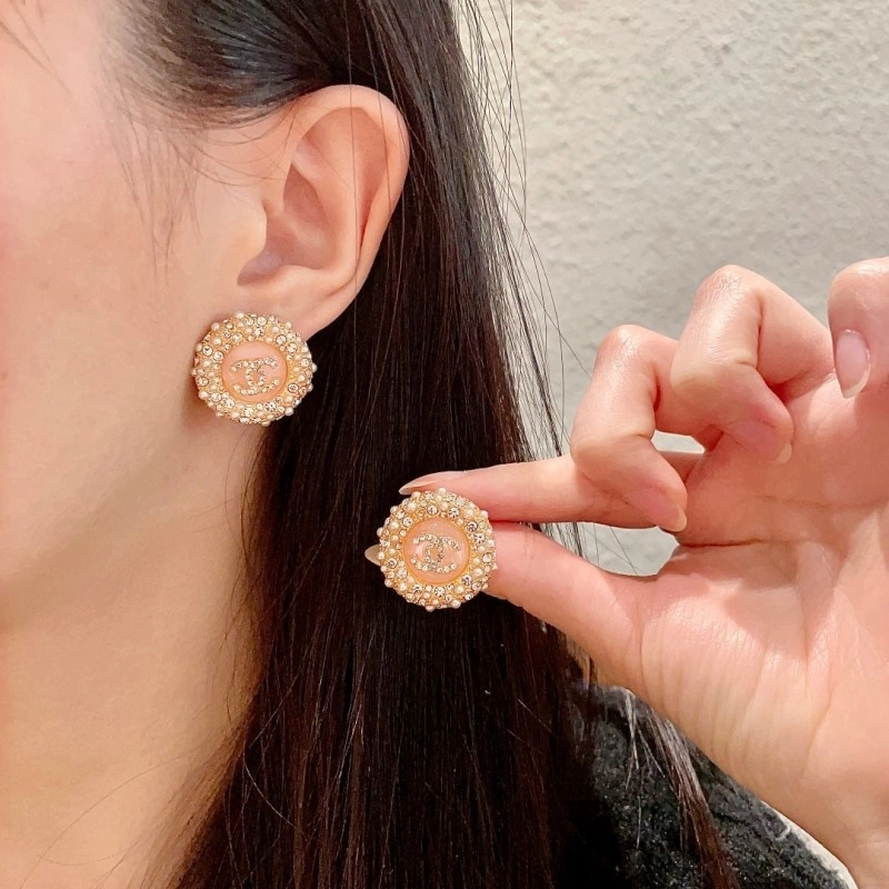 WrinkleFree Chanel Earrings 219749