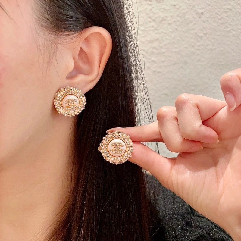 Chanel Earrings UrbanChic 219743