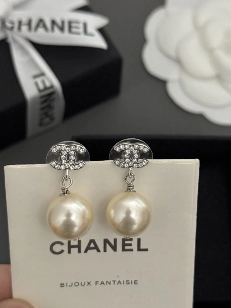 Chanel Earrings Sporty 219733
