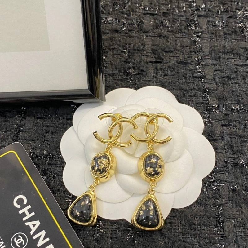 Chanel Earrings Compact 219731