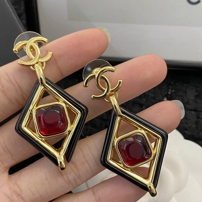 Chanel Earrings Tailored 219730