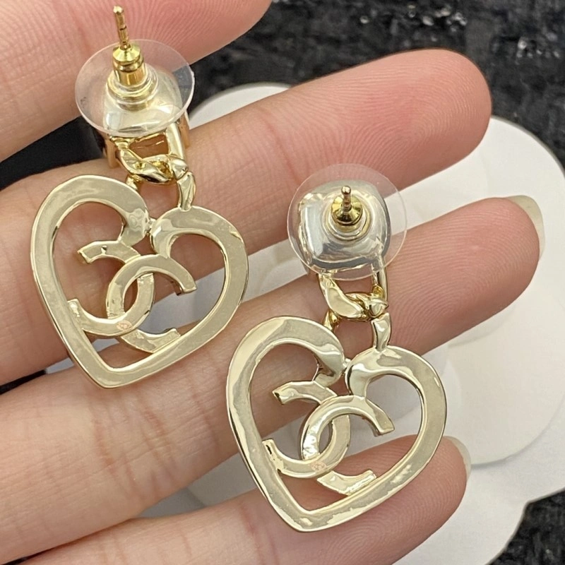 Chanel Earrings SoftTouch 219705