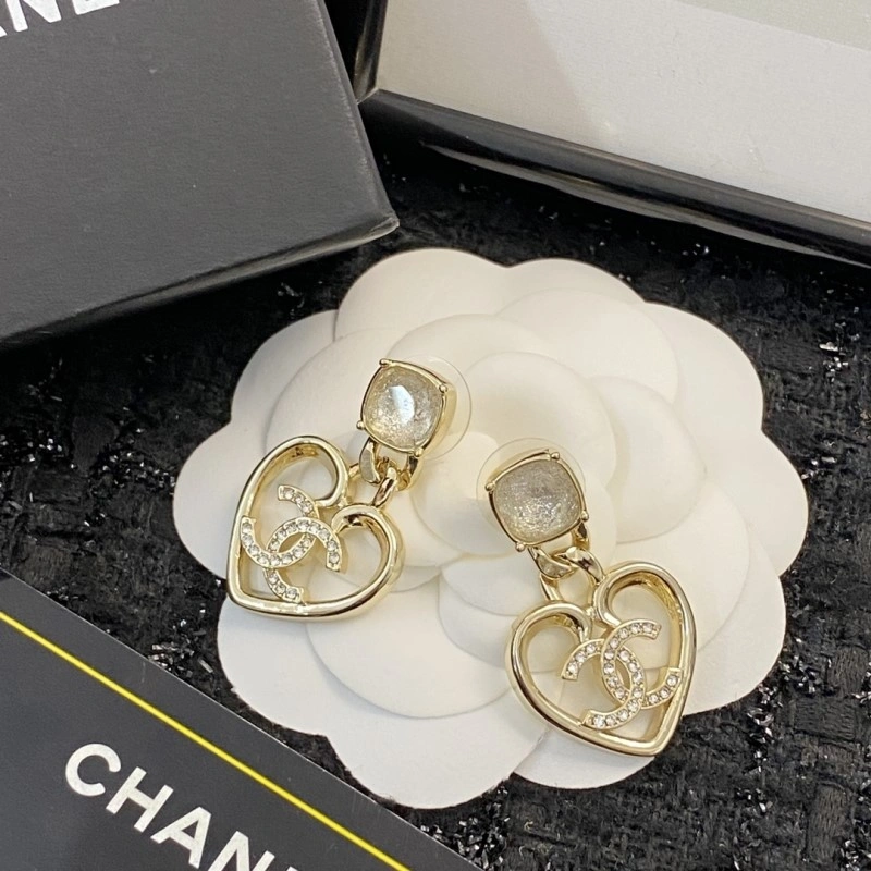Chanel Earrings SoftTouch 219705