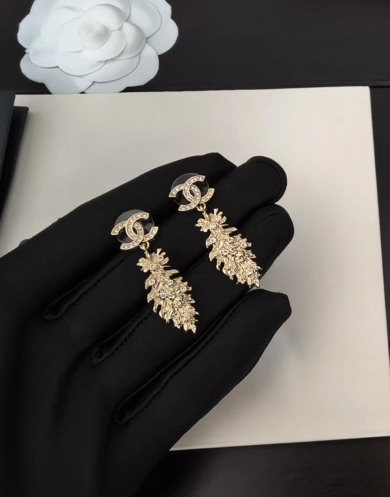 Supportive Chanel Earrings 219728