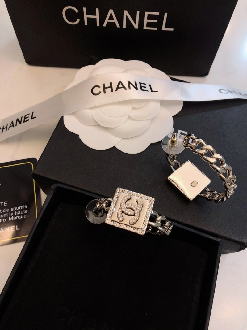 Chanel Earrings Upgraded 219717