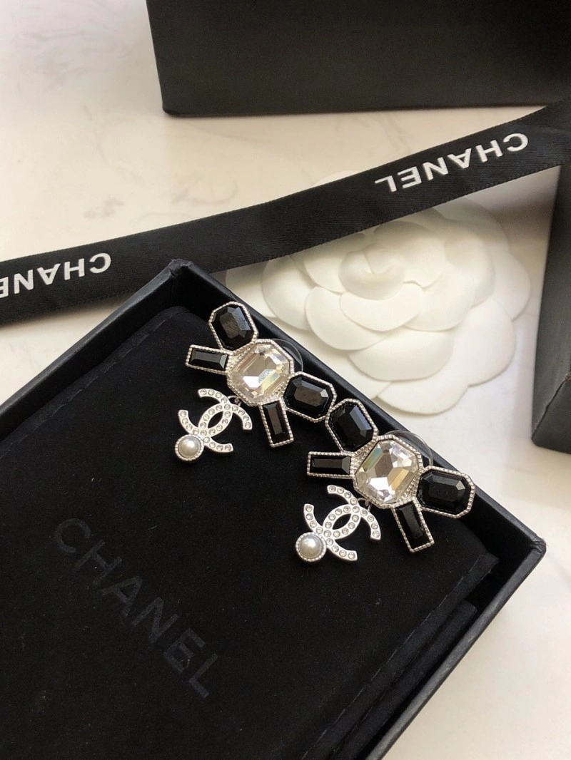 Chanel Earrings FreshLook 219711