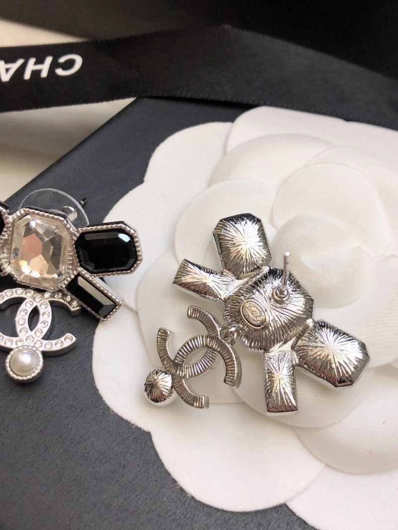 Chanel Earrings FreshLook 219711