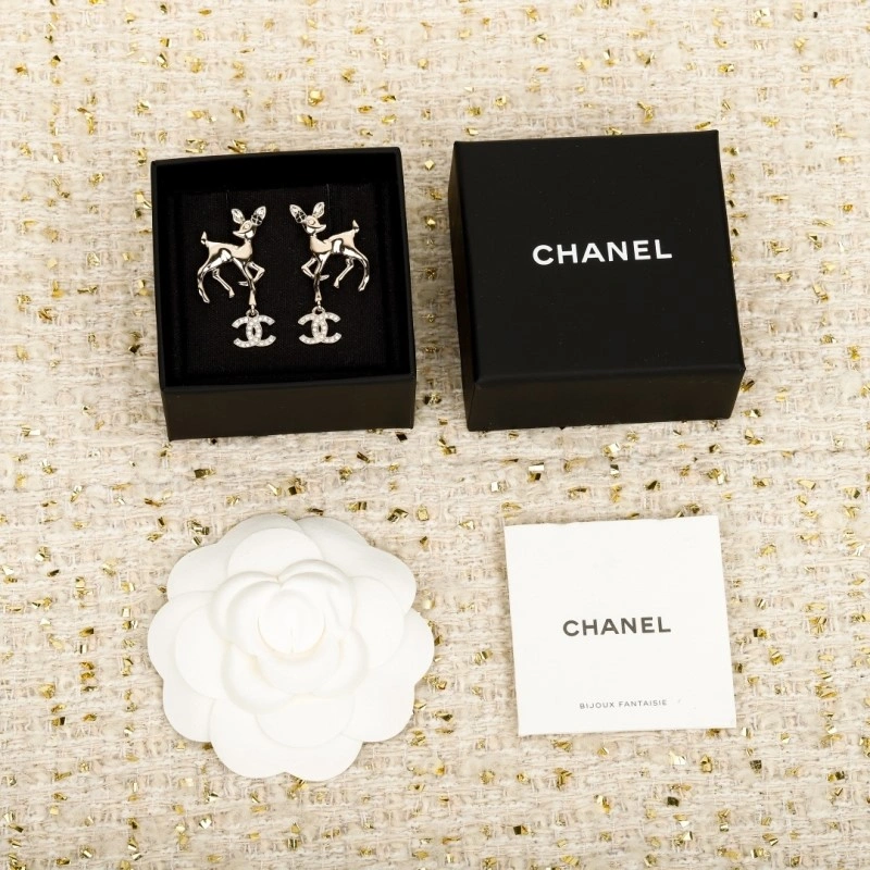 Chanel Earrings TimelessDesign 219716