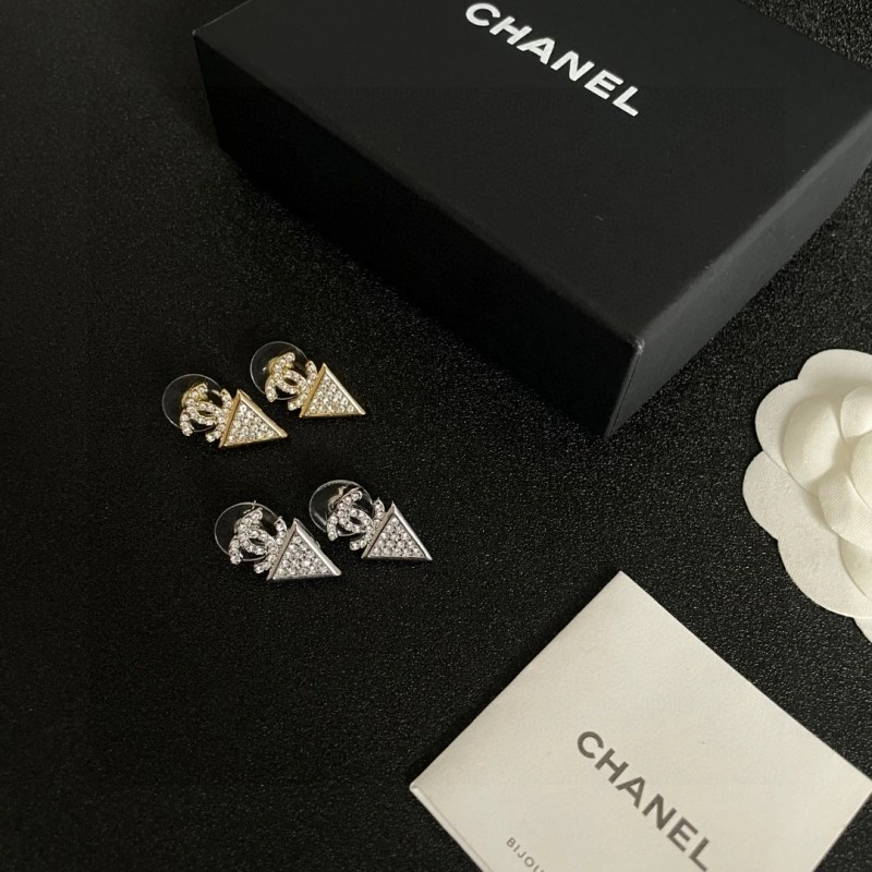 Chanel Earrings Soft 219723