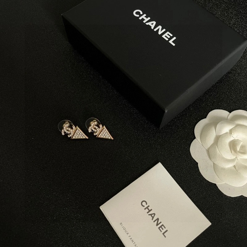 Chanel Earrings Soft 219723
