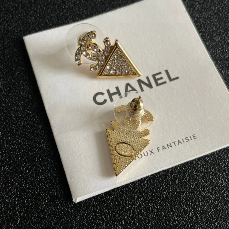 Chanel Earrings Soft 219723