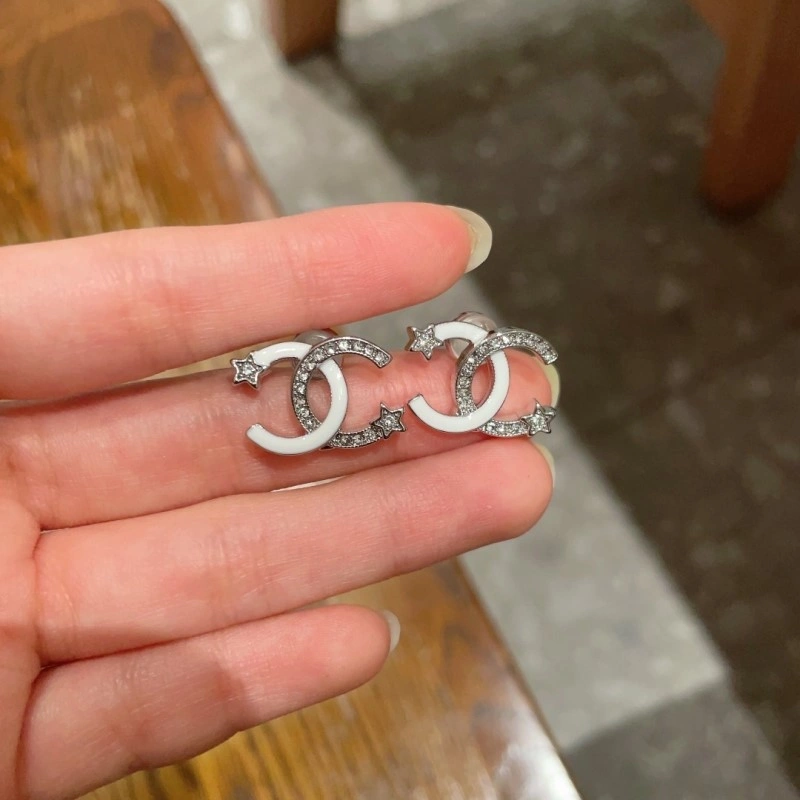 Chanel Earrings Versatile 219724