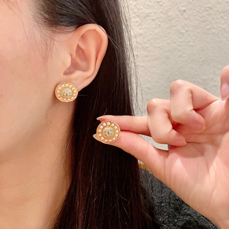 Chanel Earrings Attractive 219710