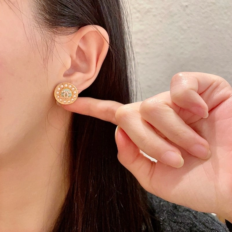 Chanel Earrings Attractive 219710