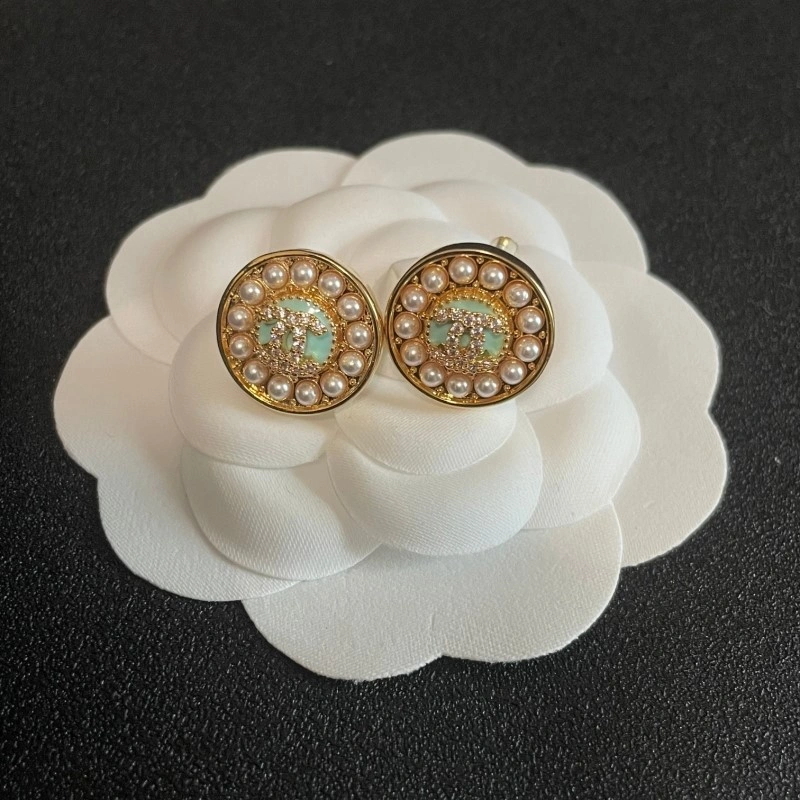 Chanel Earrings Attractive 219710