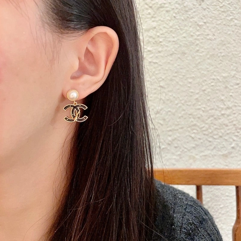 Chanel Earrings EasyMatch 219714