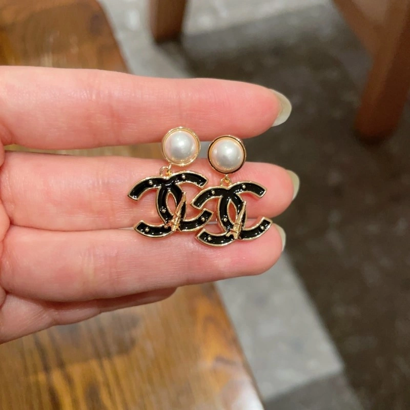 Chanel Earrings EasyMatch 219714