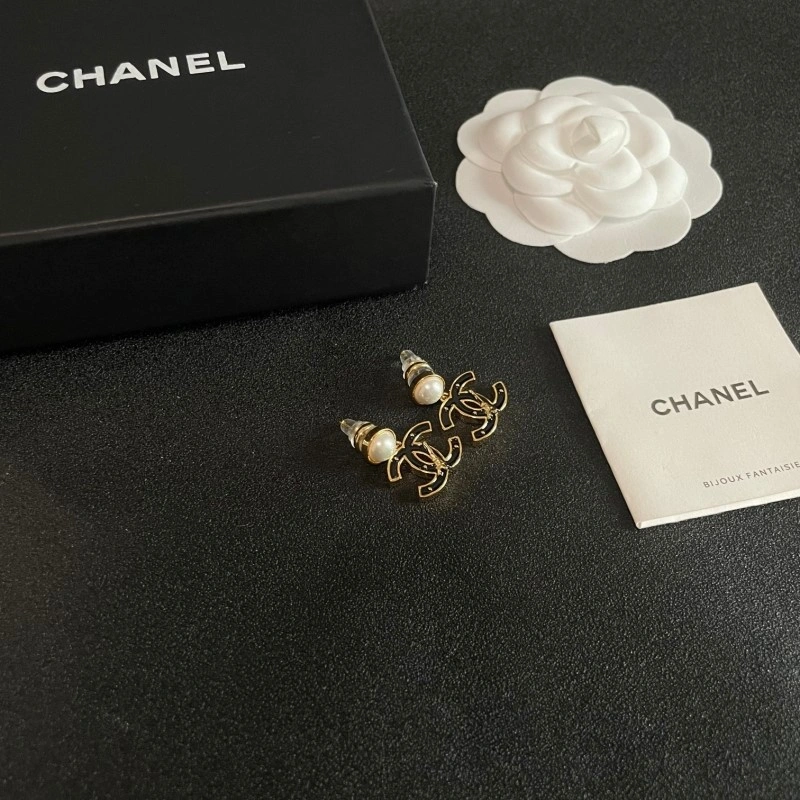 Chanel Earrings EasyMatch 219714