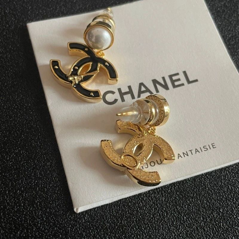 Chanel Earrings EasyMatch 219714