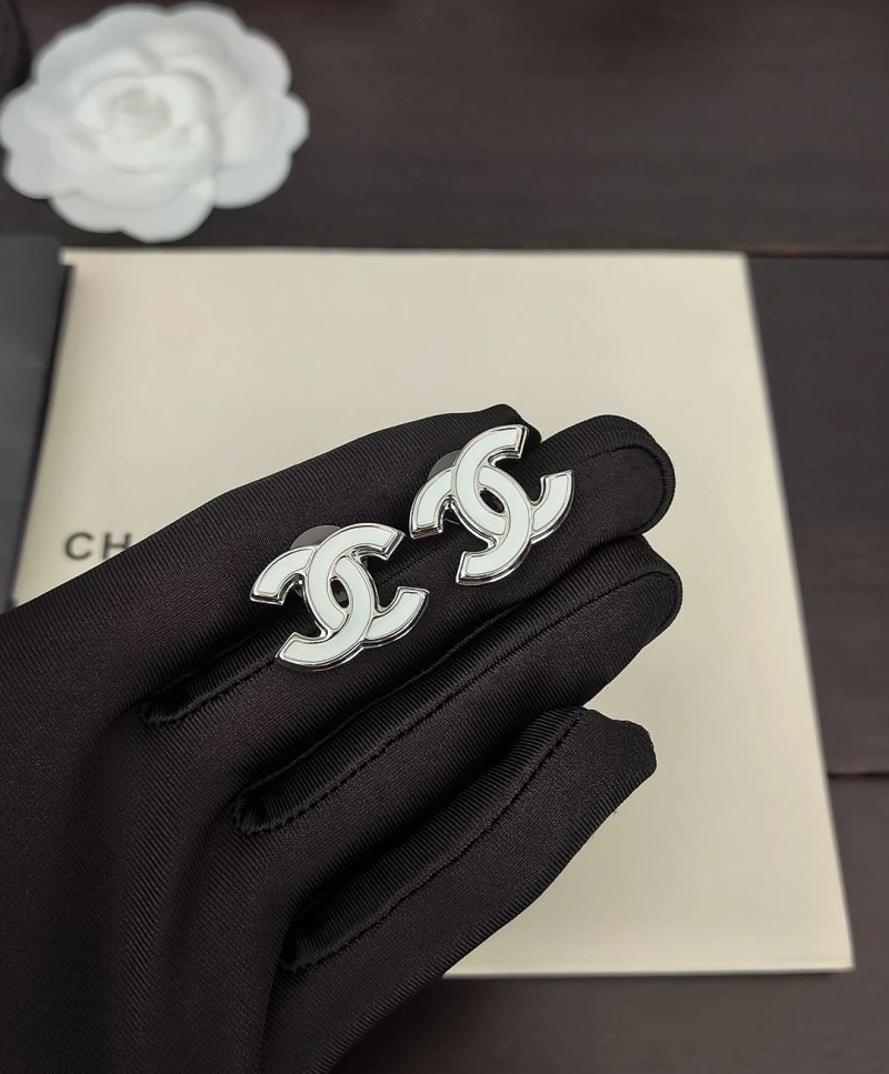 Bright Chanel Earrings 219694