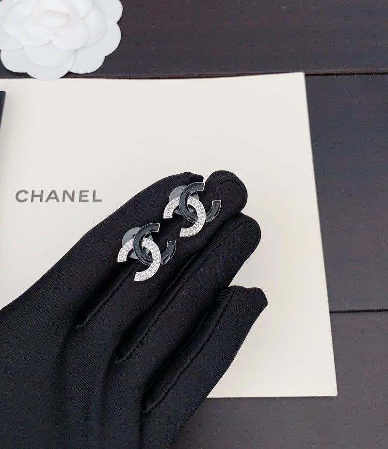 Breathable Chanel Earrings 219683