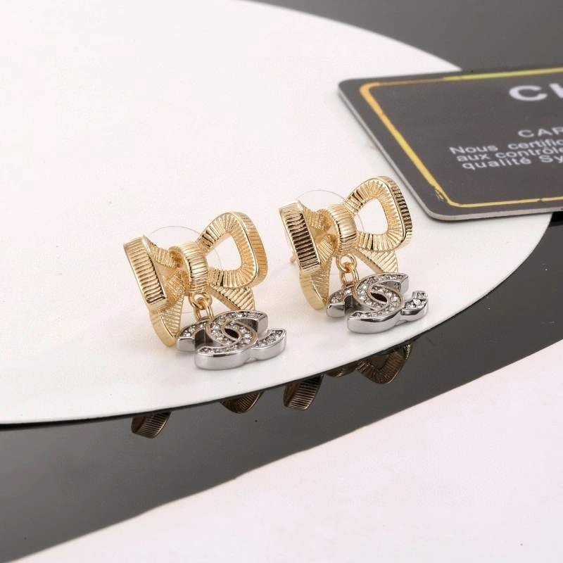 Compact Chanel Earrings 219690