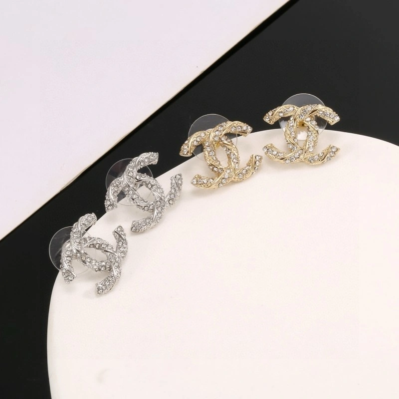 Minimalist Chanel Earrings 219689