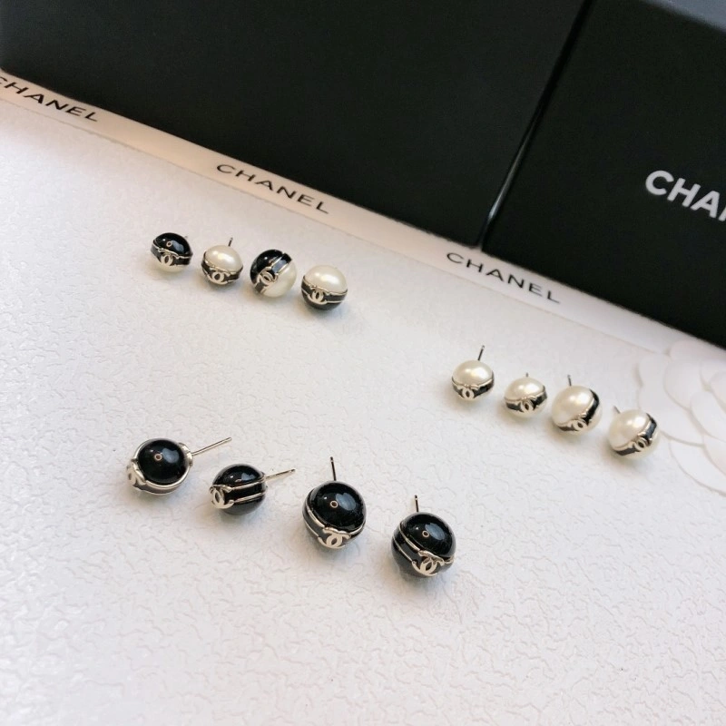 Chanel Earrings ModernLook 219680