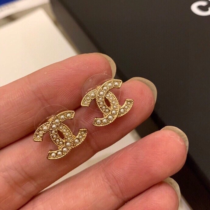 Chanel Earrings Supportive 219679