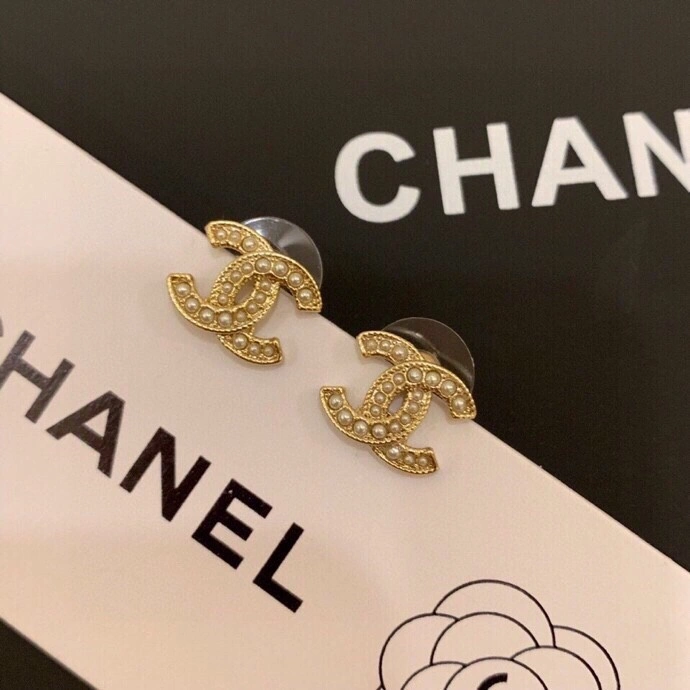 Chanel Earrings Supportive 219679