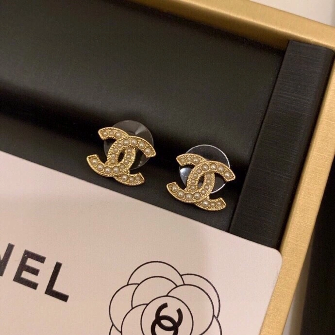 Chanel Earrings Supportive 219679