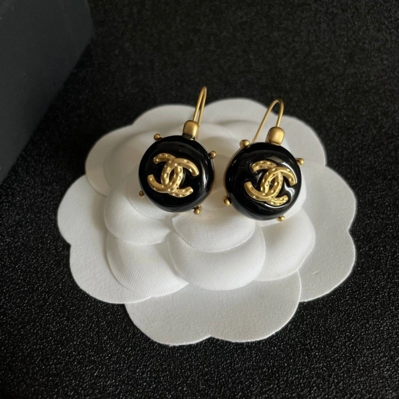 Unisex Chanel Earrings 219670